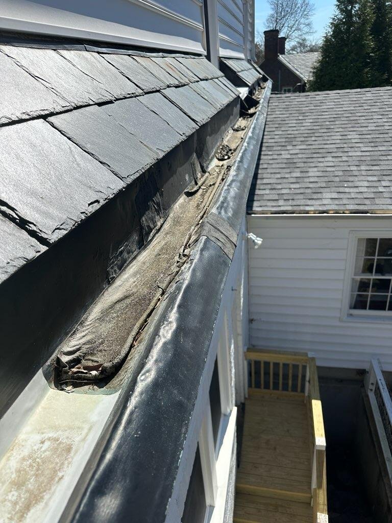 Custom Yankee Gutter Structural Replacement (1)